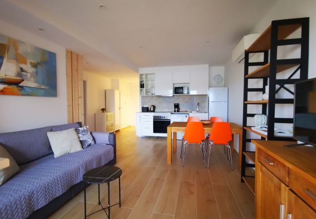 Apartament en Palamós - 3-S.EST. III - 105
