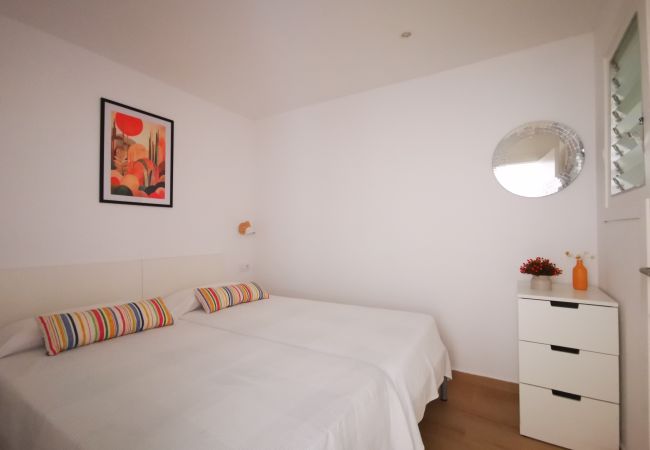 Apartament en Palamós - 3-S.EST. III - 105